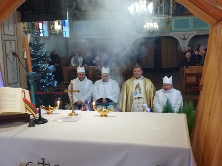 Uroczystość Objawienia Pańskiego w parafii św. Apostołów Piotra i Pawła w Turze.