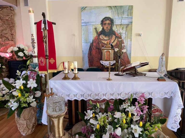 Przygotowanie ołtarzy – Boże Ciało